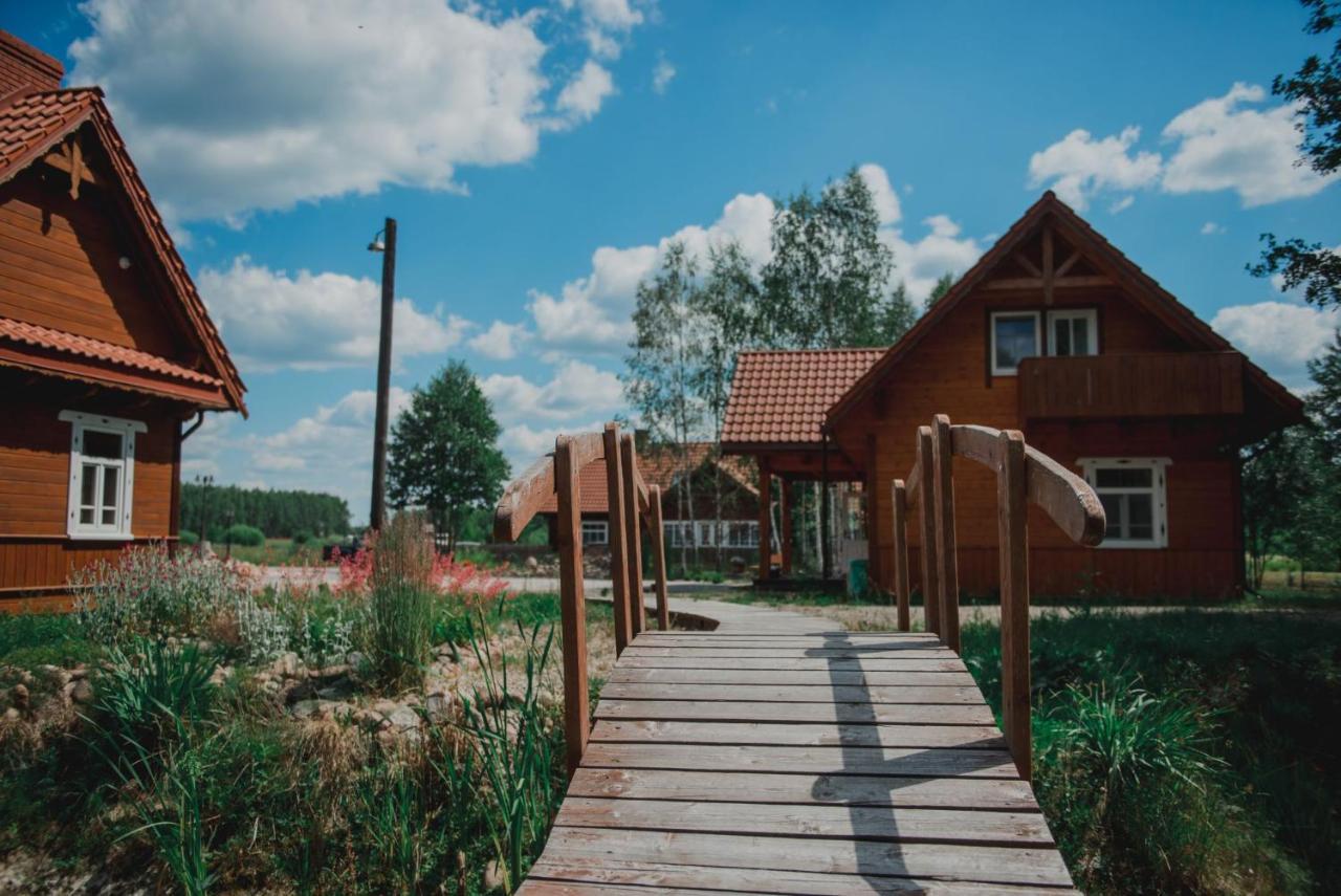 Miodowa Kolonia Acomodação com café da manhã Białowieża Exterior foto