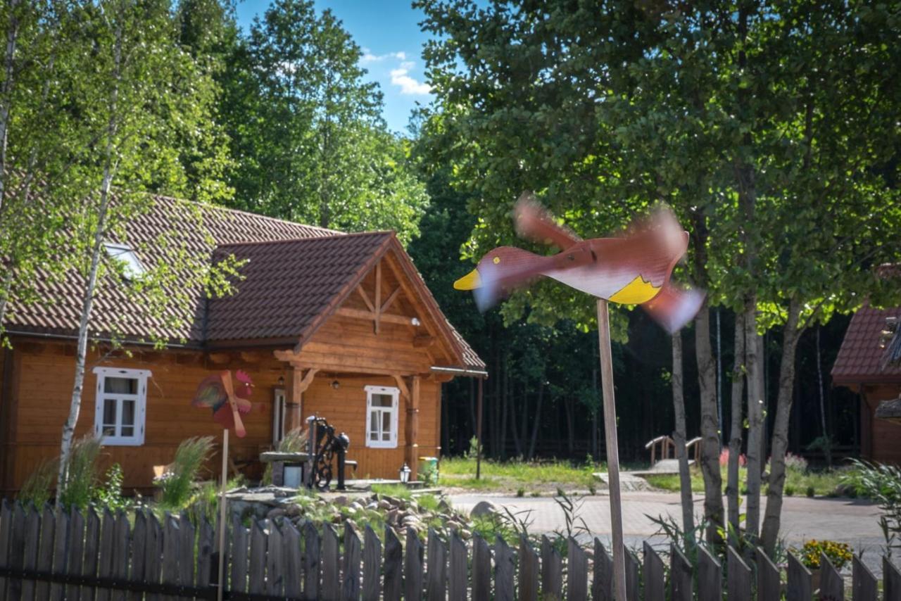 Miodowa Kolonia Acomodação com café da manhã Białowieża Exterior foto